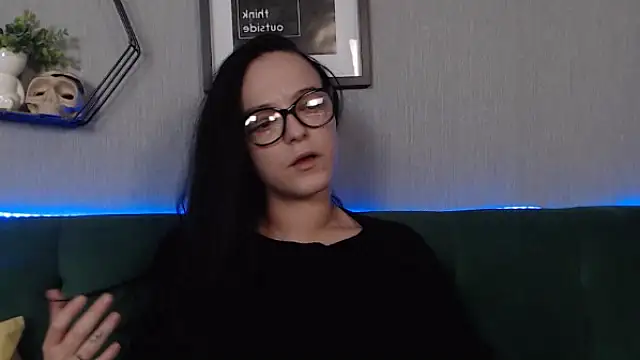 Snapshot of IzabelllNoir chatting on 01-20-25, 09:03 IzabelllNoir online show from 01-20-25, 09:03