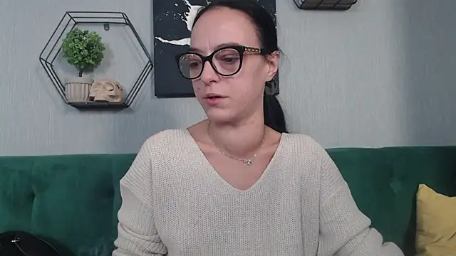 Snapshot of IzabelllNoir chatting on 10-07-25, 07:16 IzabelllNoir online show from 10-07-25, 07:16