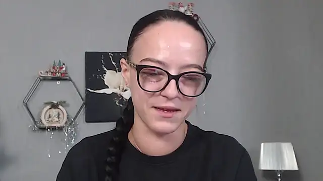 IzabelllNoir online show from 12-16-25, 08:52