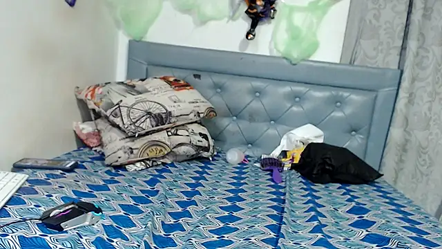 Snapshot of andre20a31 chatting on 10-30-25, 04:36 andre20a31 online show from 10-30-25, 04:36