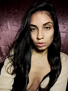 Snapshot of Anifer chatting on 11-08-25, 01:06 Anifer online show from 11-08-25, 01:06