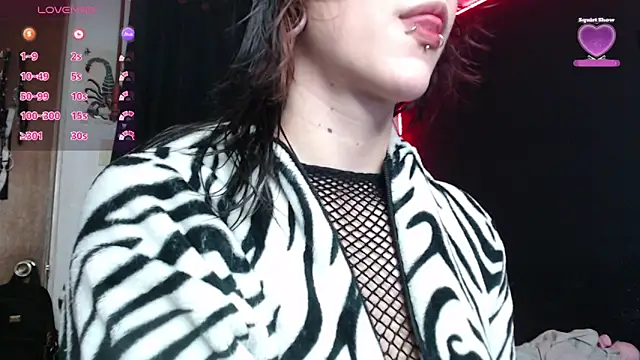 Snapshot of niakat_ chatting on 02-18-25, 12:06 niakat  online show from 02-18-25, 12:06