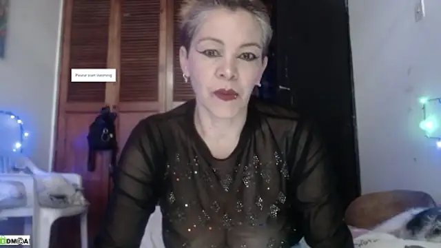Snapshot of electra-mommy chatting on 05-20-26, 07:31 electra-mommy online show from 05-20-26, 07:31