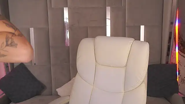 Snapshot of SonnyKage chatting on 11-24-25, 11:26 SonnyKage online show from 11-24-25, 11:26