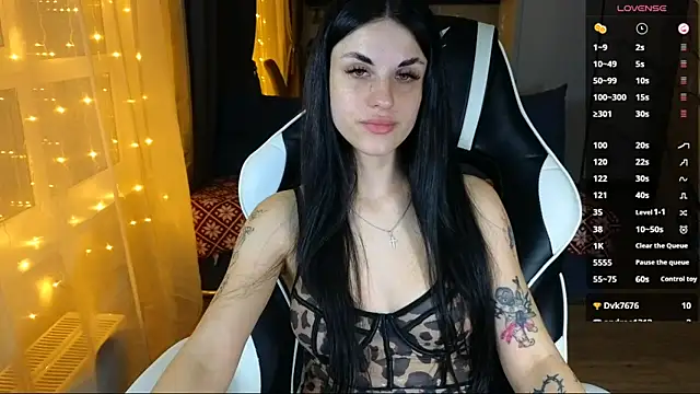 Mary   Moore online show from 11-07-25, 06:41