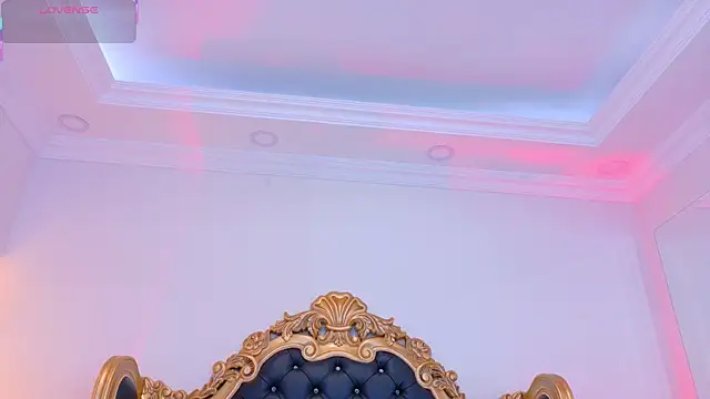 AdelinaVans online show from 11-13-25, 11:09