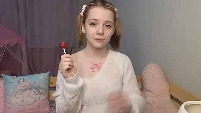 PrincessLittleKiki online show from 03-17-26, 04:43