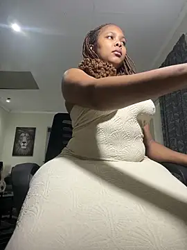 Bootyfulbarbiie online show from 02-21-25, 10:26