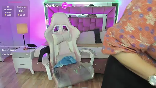 Aliciia cute1 online show from 12-23-24, 12:03