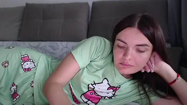  JustmeHere  online show from 10-11-25, 09:30