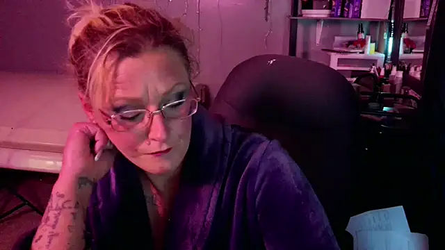 Lisalovely6981 online show from 01-26-25, 10:24