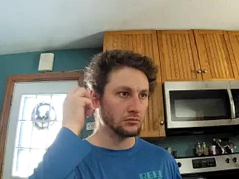 Snapshot of Seymour93 chatting on 02-07-25, 02:58 Seymour93 online show from 02-07-25, 02:58