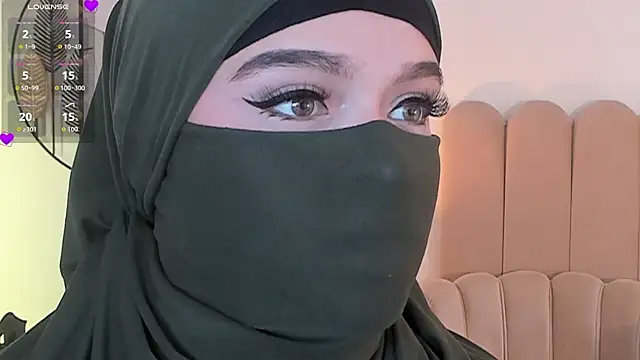 anna-henao online show from 04-14-26, 07:42