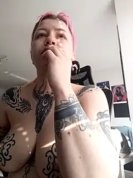 divine eve online show from 03-12-25, 07:57