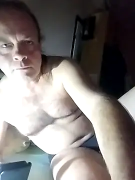 Snapshot of 1Kalandor@xh chatting on 12-17-25, 08:37 1Kalandorxh online show from 12-17-25, 08:37