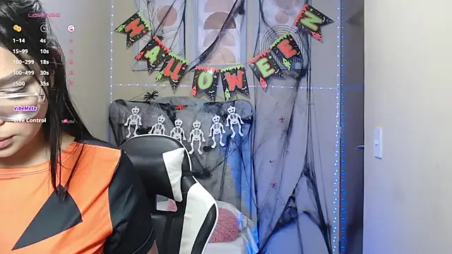 lindsay sweet2 online show from 10-26-25, 05:57