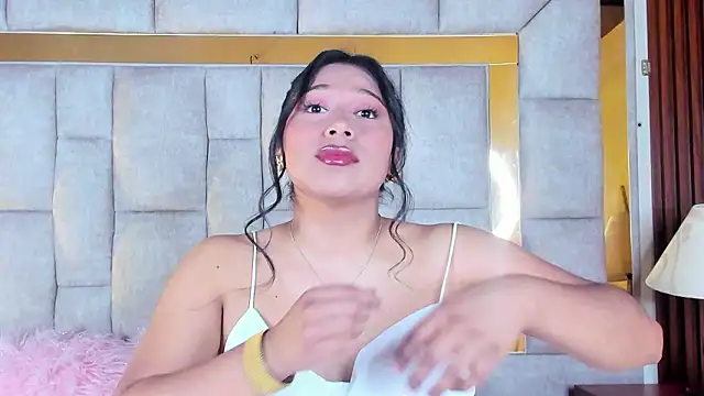 LinnaGardenia online show from 02-03-26, 02:33