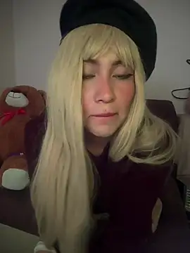 Snapshot of LunaAurora3 chatting on 04-11-26, 05:45 LunaAurora3 online show from 04-11-26, 05:45