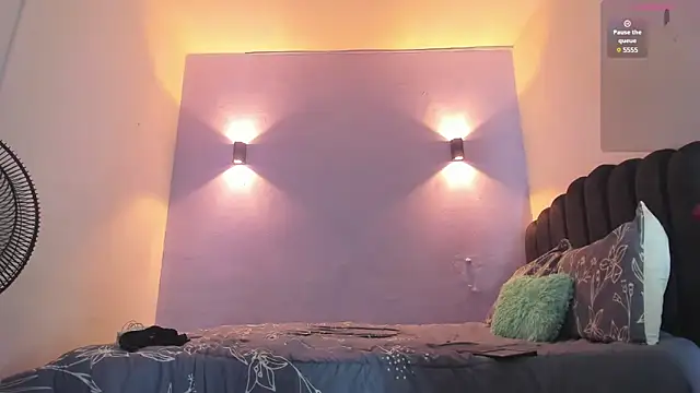 Sofia Clauss  online show from 03-02-25, 09:31