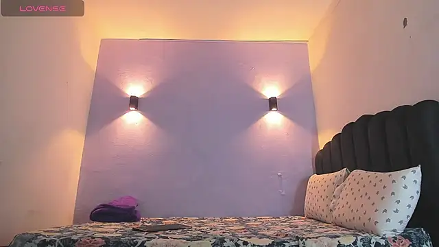 Sofia Clauss  online show from 03-12-25, 04:08