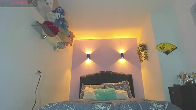 Sofia Clauss  online show from 05-29-26, 04:10