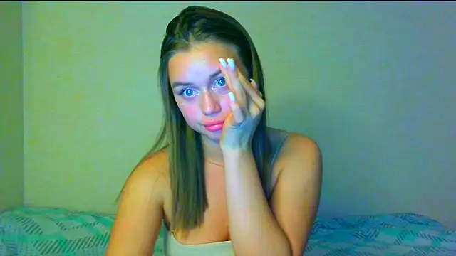 Snapshot of heart_eternity_dilara chatting on 09-18-25, 04:09 heart eternity dilara online show from 09-18-25, 04:09