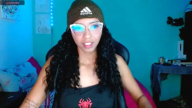 sensitive brunette online show from 04-12-26, 01:21