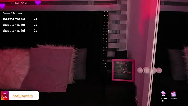 Snapshot of Sofiia-Rubb chatting on 01-28-25, 10:02 Sofiia-Rubb online show from 01-28-25, 10:02