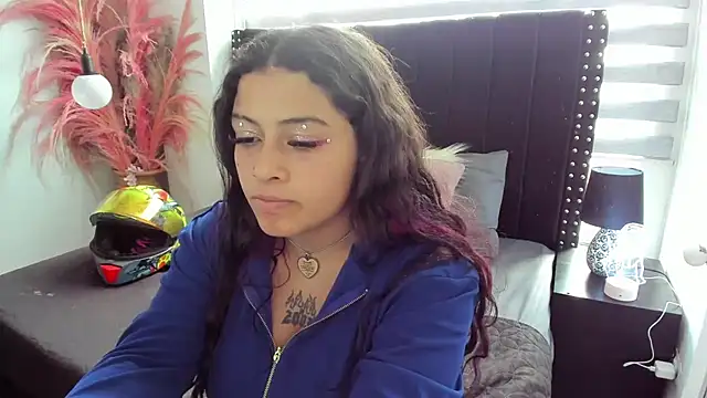 Snapshot of Sofiia-Rubb chatting on 02-20-25, 08:03 Sofiia-Rubb online show from 02-20-25, 08:03