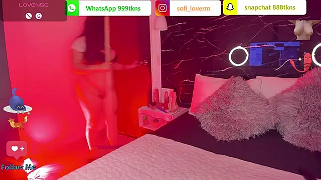 Snapshot of Sofiia-Rubb chatting on 11-17-25, 05:13 Sofiia-Rubb online show from 11-17-25, 05:13