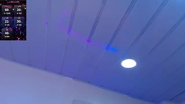 Snapshot of candy_lux_ chatting on 05-23-26, 04:11 candy lux online show from 05-23-26, 04:11