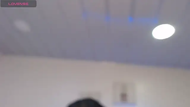 Snapshot of candy_lux_ chatting on 05-30-26, 03:31 candy lux online show from 05-30-26, 03:31