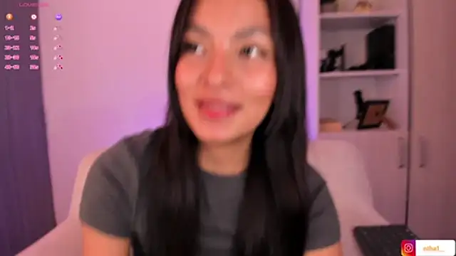 Snapshot of barbie_brunette3 chatting on 10-15-25, 04:34 barbie brunette3 online show from 10-15-25, 04:34