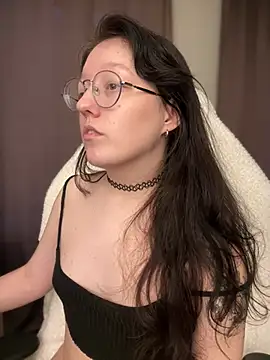 Snapshot of emigooflordXD chatting on 12-12-24, 10:34 emigooflordXD online show from 12-12-24, 10:34