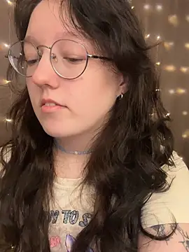 Snapshot of emigooflordXD chatting on 01-17-25, 06:57 emigooflordXD online show from 01-17-25, 06:57