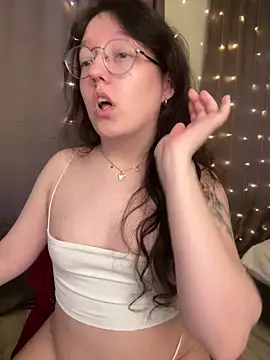 Snapshot of emigooflordXD chatting on 02-07-25, 07:07 emigooflordXD online show from 02-07-25, 07:07