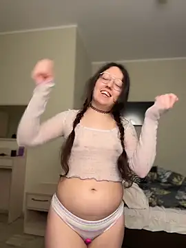 Snapshot of emigooflordXD chatting on 10-07-25, 12:02 emigooflordXD online show from 10-07-25, 12:02