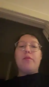 Snapshot of emigooflordXD chatting on 11-11-25, 08:03 emigooflordXD online show from 11-11-25, 08:03