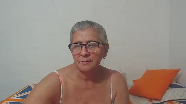 Snapshot of candy_mature_ chatting on 02-18-25, 11:08 candy mature online show from 02-18-25, 11:08