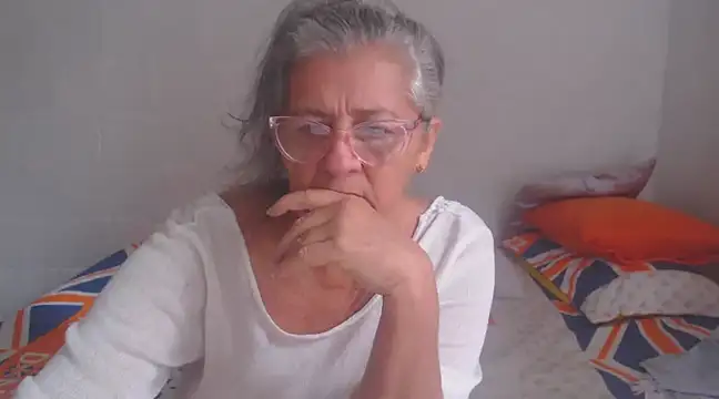 Snapshot of candy_mature_ chatting on 02-24-25, 03:42 candy mature online show from 02-24-25, 03:42