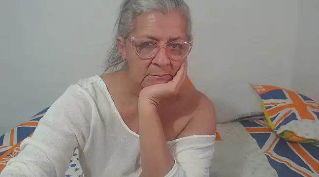 Snapshot of candy_mature_ chatting on 02-24-25, 09:52 candy mature online show from 02-24-25, 09:52