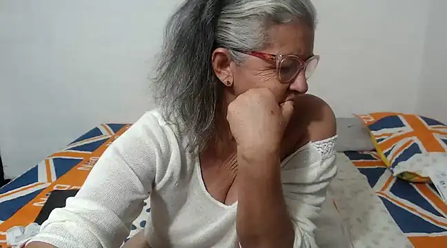 Snapshot of candy_mature_ chatting on 02-25-25, 12:58 candy mature online show from 02-25-25, 12:58