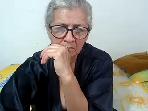 Snapshot of candy_mature_ chatting on 03-12-25, 09:35 candy mature online show from 03-12-25, 09:35