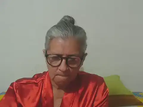 Snapshot of candy_mature_ chatting on 03-19-25, 10:20 candy mature online show from 03-19-25, 10:20