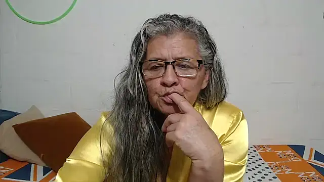 candy mature  online show from 03-01-26, 11:45