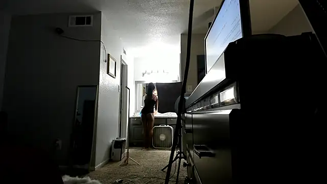 yiauana online show from 09-10-25, 12:05