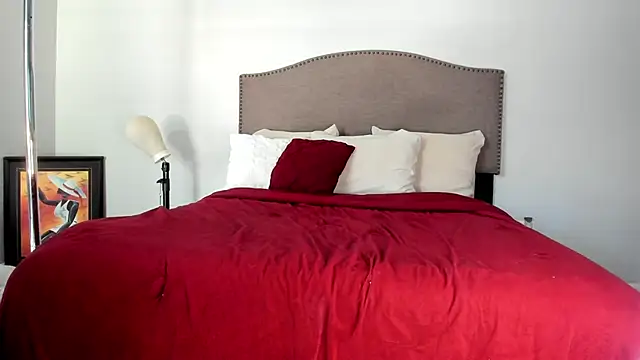 yiauana online show from 09-19-25, 04:18