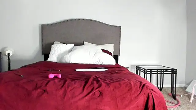 yiauana online show from 09-23-25, 01:52