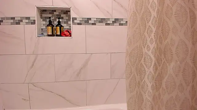 yiauana online show from 03-25-26, 03:12