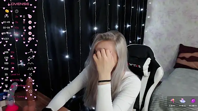 Snapshot of VikaPowers chatting on 03-02-25, 10:38 VikaPowers online show from 03-02-25, 10:38